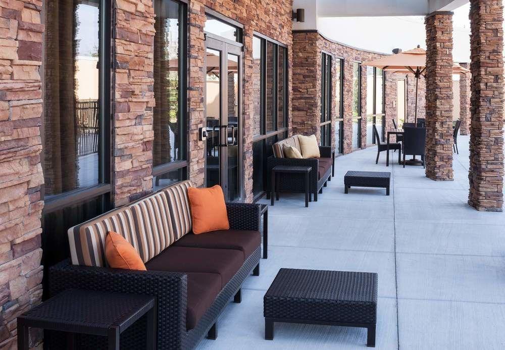 فندق Courtyard By Marriott Houston North/Shenandoah ذا وودلاندس المظهر الخارجي الصورة