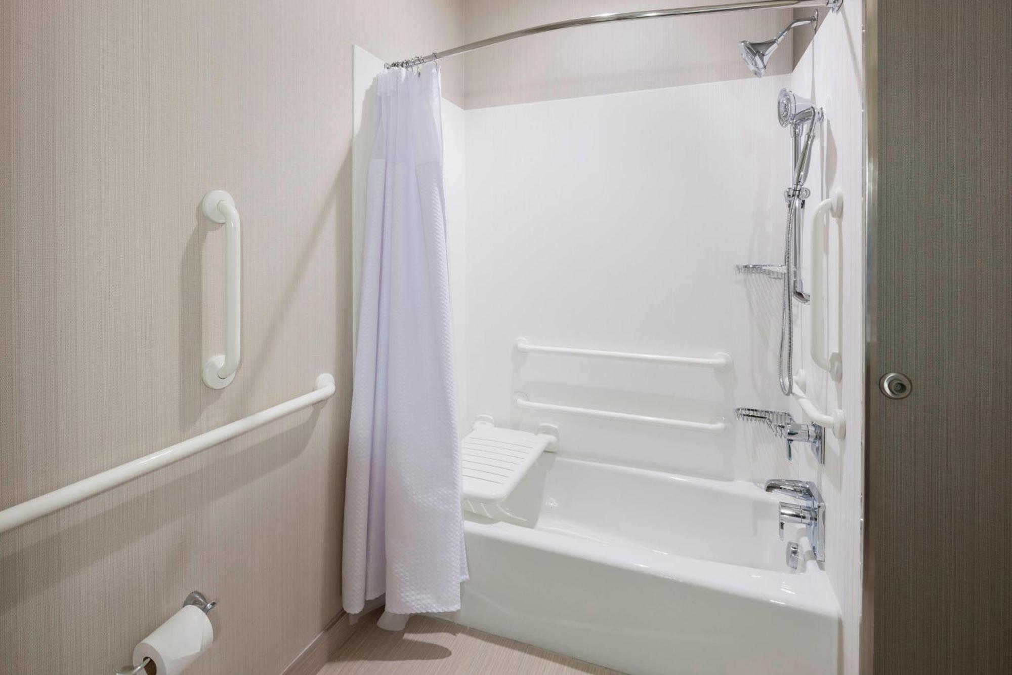 فندق Courtyard By Marriott Houston North/Shenandoah ذا وودلاندس المظهر الخارجي الصورة